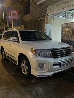 تويوتا لاندكروزر